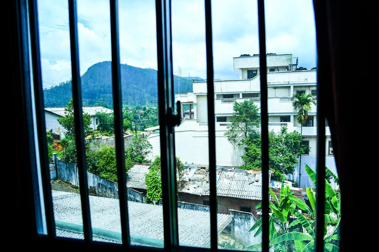 Sri Krishna Bhavan Hotel Hatton Exterior photo